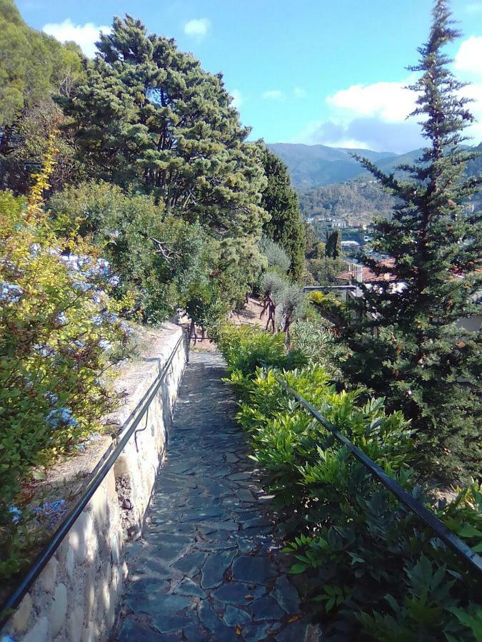 Lorenzo Apartment Levanto Bagian luar foto
