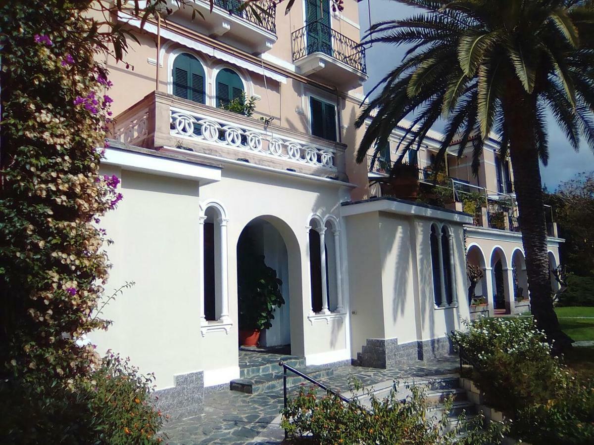 Lorenzo Apartment Levanto Bagian luar foto