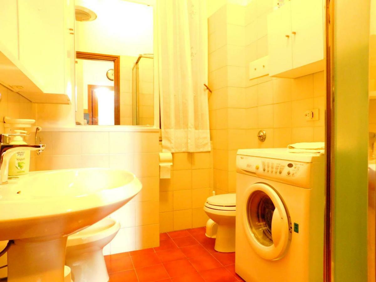 Lorenzo Apartment Levanto Bagian luar foto